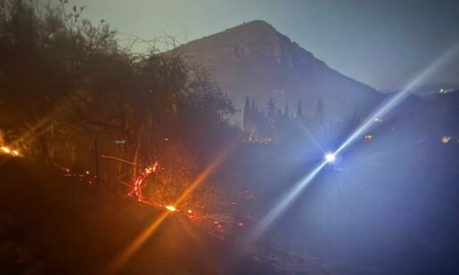 Ο Δήμος Ξηρομέρου σύμφωνα με όσα ανέφερε ο Γιάννης Τριανταφυλλάκης βίωσε πολύ δύσκολες ώρες μέσα στη νύχτα καθώς φωτιά ξέσπασε τα ξημερώματα στο Αρχοντοχώρι.