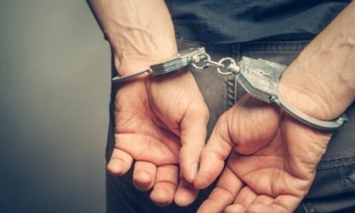 Από την ΕΛ.ΑΣ. έγινε γνωστό πως στην Ηλεία τις μεσημεριανές ώρες της 26ης Αυγούστου 2026 σημειώθηκε μία σύλληψη για καλλιέργεια και κατοχή ναρκωτικών.