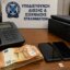Στην Αιγιάλεια -σύμφωνα με την ΕΛ.ΑΣ.- συνελήφθη το πρωί της 1ης Αυγούστου μέλος εγκληματικής οργάνωσης που διέπραττε τηλεφωνικές απάτες.