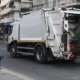 Στην Αμφιλοχία το πρωί της 31ης Αυγούστου 2026 ένας κάτοικος της περιοχής έφτασε στο σημείο να εμποδίσει απορριμματοφόρο ξαπλώνοντας στο οδόστρωμα, οι Αρχές ερευνούν το συμβάν.