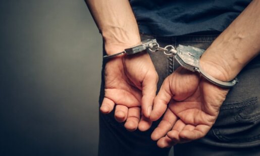 Η Ναύπακτος στο επίκεντρο με αφορμή τη σύλληψη δύο ανδρών με τη βοήθεια του «Sporty» για παράβαση της νομοθεσίας περί ναρκωτικών.