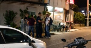 Στη Λεπενού Αγρινίου κατά τις βραδινές ώρες της Κυριακής (02/08) σημειώθηκε ένα σοβαρό επεισόδιο ανάμεσα σε έναν άνδρα και συγγενικό του πρόσωπο.