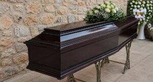 Ο Παναγιώτης Φωτόπουλος του Ευάγγελου άφησε την τελευταία του πνοή σε ηλικία 52 ετών και το Παναιτώλιο Αγρινίου πενθεί στο άκουσμα της θλιβερής είδησης.