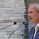 Ο Δήμαρχος Θέρμου, Σπύρος Κωνσταντάρας, με ανάρτησή του στα Social Media αναφέρθηκε σε τηλεφωνικές απάτες και επιτήδειους που παρουσιάζονται ως... Υπάλληλοι της Δ.Ε.Η.