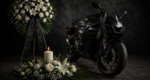 Ο Αθανάσιος Γιογάκης είναι ο 23χρονος που σκοτώθηκε προ ημερών σε τροχαίο στη Ρίγανη Αγρινίου, στην Ιτέα Φωκίδας συγγενείς, φίλοι και γνωστοί θα πουν το τελευταίο «αντίο».