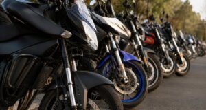 Η ΕΛ.ΑΣ. έκανε γνωστό πως εξιχνιάστηκαν στο Αγρίνιο πέντε κλοπές (από 15 έως 23 Αυγούστου 2026) μοτοσικλετών, συνελήφθη κι ένας άνδρας που φέρεται να είναι ο δράστης.