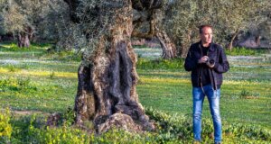 Ο Νίκος Αλιάγας από τη Σταμνά Ι.Π. Μεσολογγίου φέρεται να εξετάζεται σοβαρά για το Ψηφοδέλτιο Επικρατείας της Νέας Δημοκρατίας θέλοντας με αυτόν τον τρόπο ο Κυριάκος Μητσοτάκης να κάνει κίνηση-ματ.