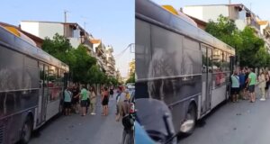 Στο Αίγιιο άπαντες είναι σοκαρισμένοι από το γεγονός πως οδηγός Αστικού Λεωφορείου υπέστη καρδιακό επεισόδιο ενώ βρισκόταν στο τιμόνι με αποτέλεσμα να χάσει τη ζωή του.