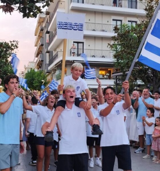 Το Πανευρωπαϊκό Πρωτάθλημα Θαλάσσιου Σκι Νέων U14 και U17 άρχισε την 19η Αυγούστου με μία εντυπωσιακή Παρέλαση στην Πλατεία Δημοκρατίας, στο Αγρίνιο.