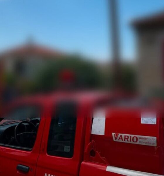 Φωτιά ξέσπασε σε σπίτι στο Αγρίνιο τη 14η Αυγούστου, οχήματα της Πυροσβεστικής Υπηρεσίας έσπευσαν στη συμβολή των Οδών Πραΐδου και Δεσποτάτου.