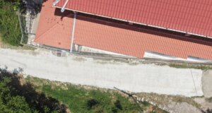 Ο Αντιδήμαρχος Αγρινίου, Γιάννης Βασιλείου, προχώρησε σε ανάρτηση στα Social Media με αφορμή το νέο τοιχίο στον αύλειο χώρο του Σχολείου στο Λαμπίρι.