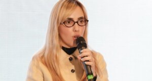 Η Χριστίνα-Μαρία Κράββαρη ως Γενική Γραμματέας Δημόσιας Υγείας στα Κέντρα Μύτικα και Αστακού πραγματοποίησε επίσκεψη στο πλαίσιο της οποίας ξεναγήθηκε και ενημερώθηκε για τις δυνατότητες και τις ανάγκες της.