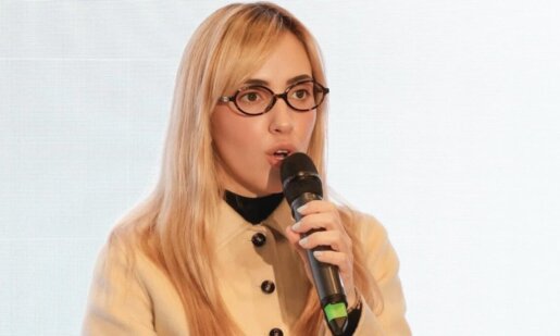 Η Χριστίνα-Μαρία Κράββαρη ως Γενική Γραμματέας Δημόσιας Υγείας στα Κέντρα Μύτικα και Αστακού πραγματοποίησε επίσκεψη στο πλαίσιο της οποίας ξεναγήθηκε και ενημερώθηκε για τις δυνατότητες και τις ανάγκες της.