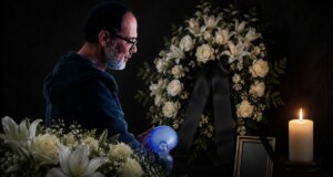 Στο Μεσολόγγι άπαντες πενθούν μιας και ο Ερρίκος Τσιαγκούρης δεν είναι -πλέον- ανάμεσά μας, σε κλειστό οικογενειακό κύκλο η κηδεία του Αναισθησιολόγου.