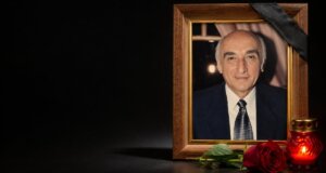 Ο Λάμπρος Κωστόπουλος του Βασίλειου άφησε την τελευταία του πνοή και το Αγρίνιο πενθεί για τον συνταξιούχο Δάσκαλο και πατέρα του Διευθυντή του 1ου Δημοτικού.