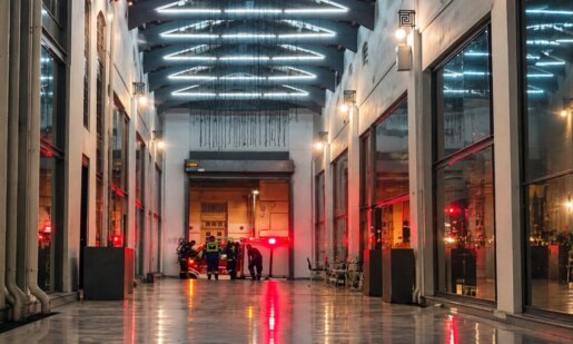 Στην Παλαιά Λαχαναγορά Αγρινίου σήμανε συναγερμός την 4η Σεπτεμβρίου με την Π.Υ. να κινητοποιείται μετά από καπνούς σε γεννήτρια του Δημοτικού Parking.