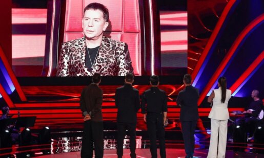 Επιστρέφει στον ΣΚΑΪ το «The Voice of Greece» το πρώτο... Σάββατο του Οκτώβρη -στις 21:00- με ένα μεγάλο αφιέρωμα αφιέρωμα στη μνήμη του Γιώργου Μαζωνάκη!