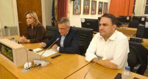 Ο Κώστας Τσουκαλάς ήρθε στο Αγρίνιο ως Εκπρόσωπος Τύπου και Μέλος του Πολιτικού Συμβουλίου του ΠΑ.ΣΟ.Κ. - Οι προτάσεις για «κόκκινα» δάνεια και το ιδιωτικό χρέος.