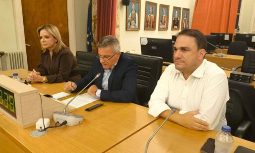 Ο Κώστας Τσουκαλάς ήρθε στο Αγρίνιο ως Εκπρόσωπος Τύπου και Μέλος του Πολιτικού Συμβουλίου του ΠΑ.ΣΟ.Κ. - Οι προτάσεις για «κόκκινα» δάνεια και το ιδιωτικό χρέος.