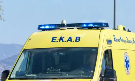 Κατά τη 2η Ανάβαση στο Καστράκι Αγρινίου το μεσημέρι της Κυριακής (04/10) έλαβε χώρα ένα σοβαρό τροχαίο με αποτέλεσμα Αγρινιώτης οδηγός να μεταφερθεί διασωληνωμένο στη Μ.Ε.Θ. Άρτας.