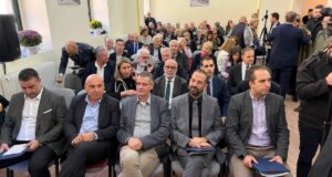 Ο Αγρινιώτης Περιφερειάρχης, Νεκτάριος Φαρμάκης, τοποθετήθηκε με αφορμή την απόσταση από τα αστικά κέντρα και πως αυτό δεν πρέπει να σημαίνει και απόσταση από τις ευκαιρίες.