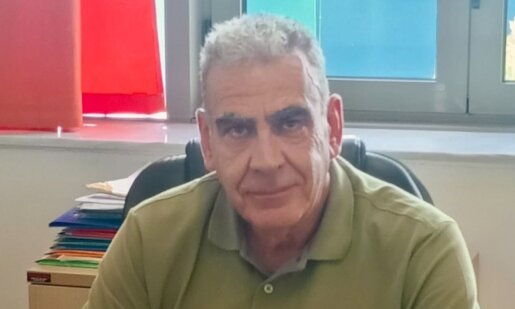 Ο Κωνσταντίνος Πατσιαλός αποχαιρετά το Νοσοκομείο Αγρινίου μετά από 41 χρόνια προσφοράς, έχοντας συμβάλει καθοριστικά στην πορεία του χώρου της υγείας στην περιοχή.
