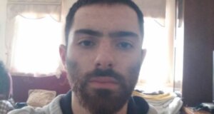 Ο Θοδωρής Σαμψώνας άφησε την τελευταία του πνοή πριν από 12 μήνες και την ερχόμενη Κυριακή, 04 Οκτωβρίου 2026 θα τελεστεί στο Αγρίνιο το Ετήσιο Μνημόσυνο.